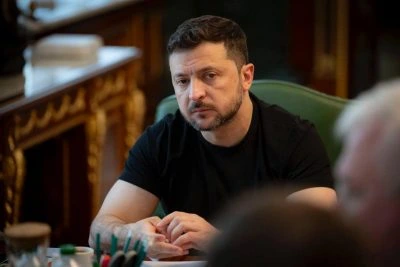 "Це точно не тиск": Зеленський обурився через спроби зняття санкцій з Росії