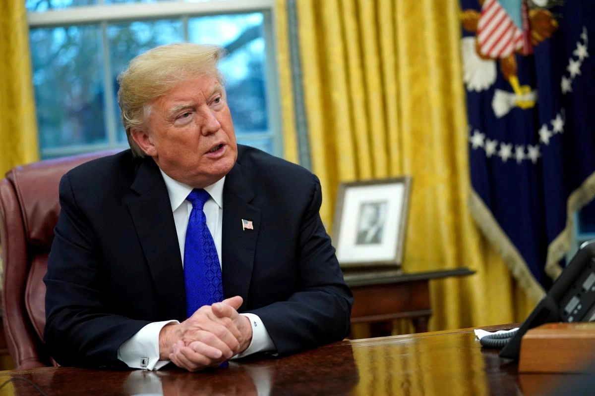 Трампу показують нарізку "кращих моментів" війни в Ірані замість аналітичних звітів, - NBC